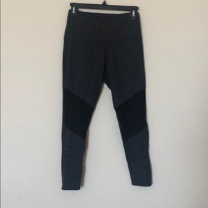 Grey cotton leggings with mesh cutouts